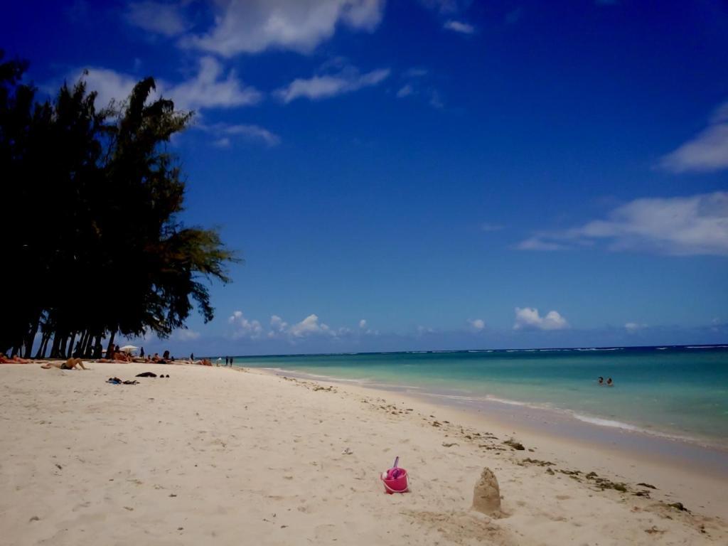 Beachfront Apartment Flic-en-Flacq Buitenkant foto